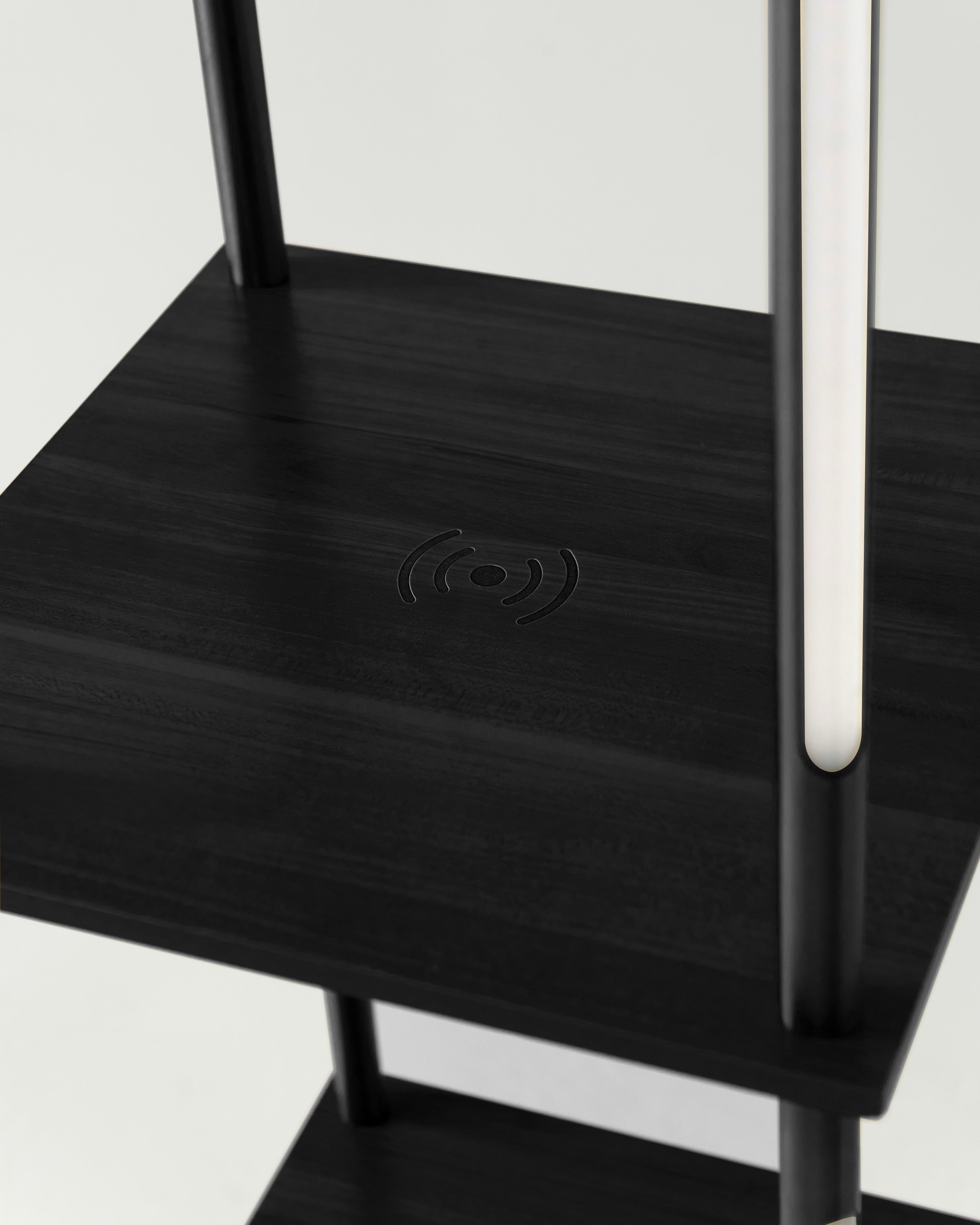 Aria Shelf Lamp