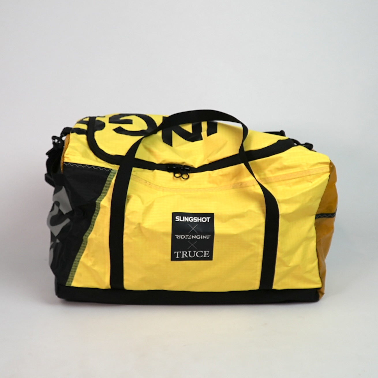 Uzip Duffle from Prototype Kites