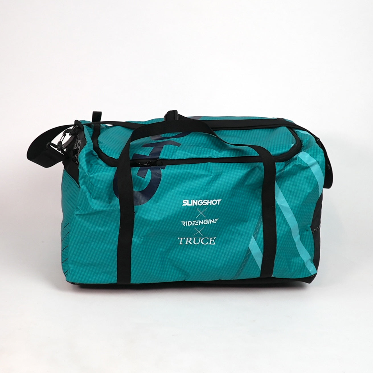 Uzip Duffle from Prototype Kites